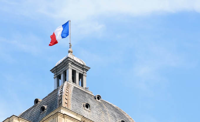 France approves social media ban for under-15s